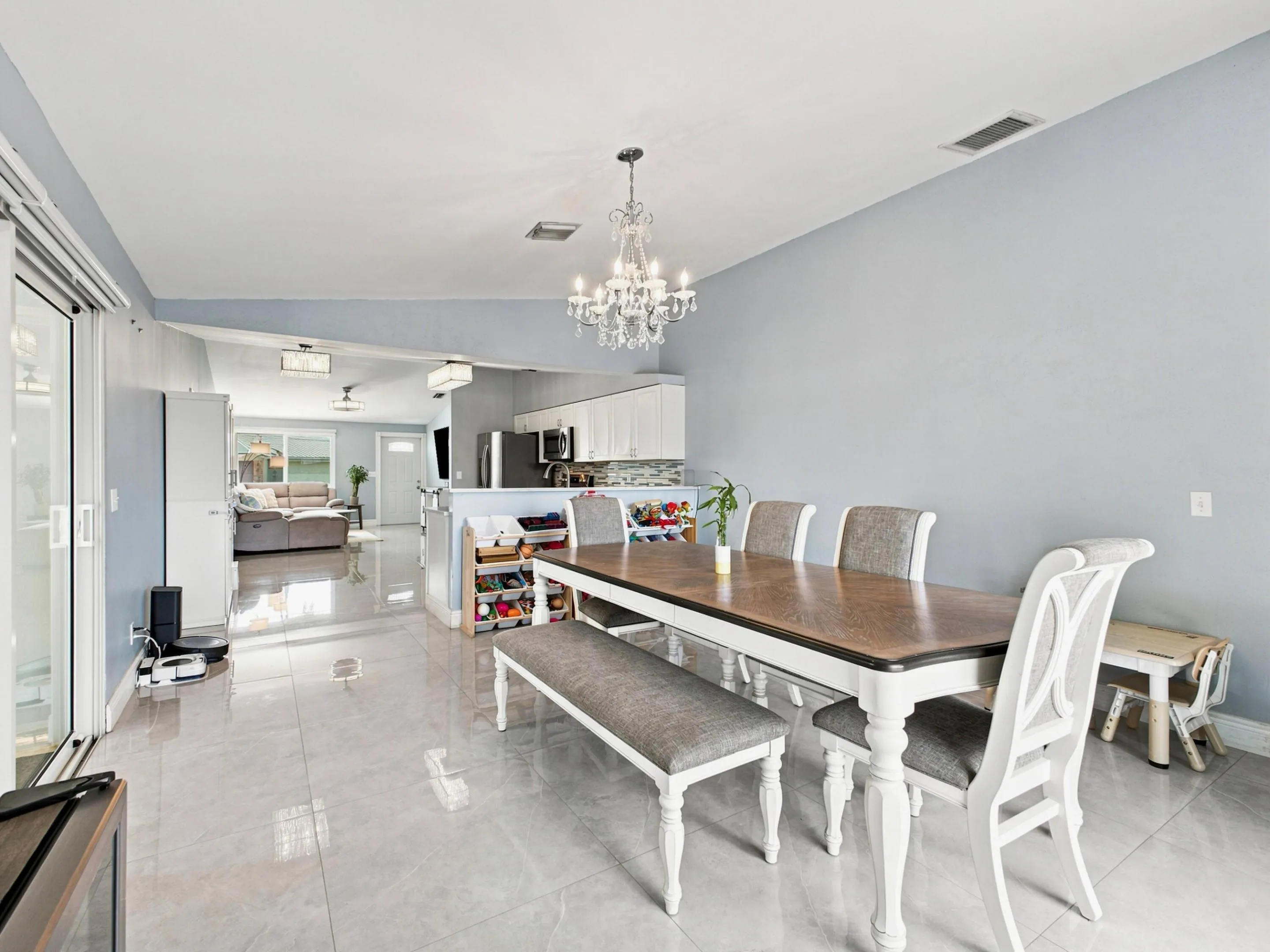 Dining to Kitchen Living