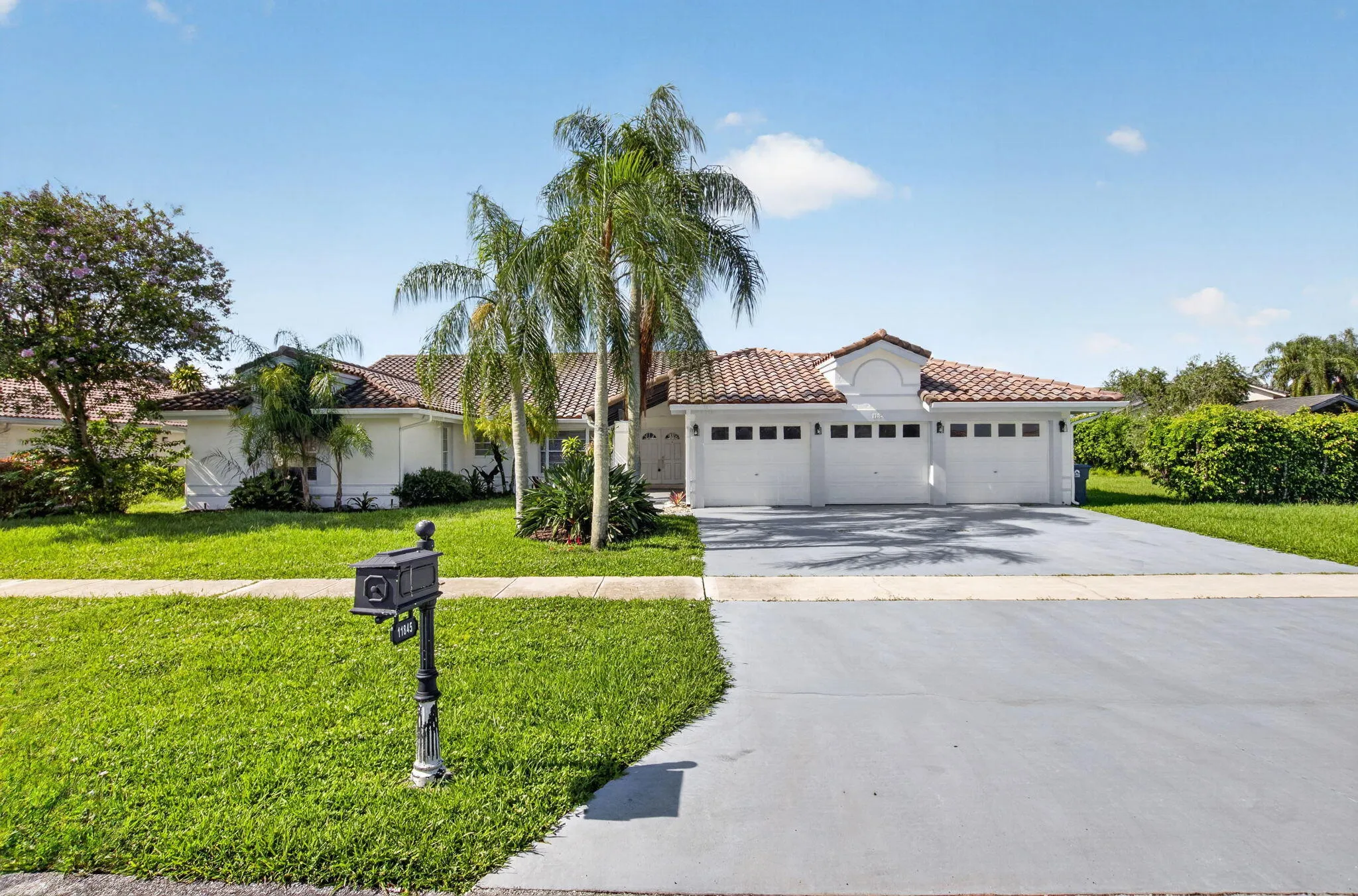 4/3 Pool home 3 car garage .37 Acre