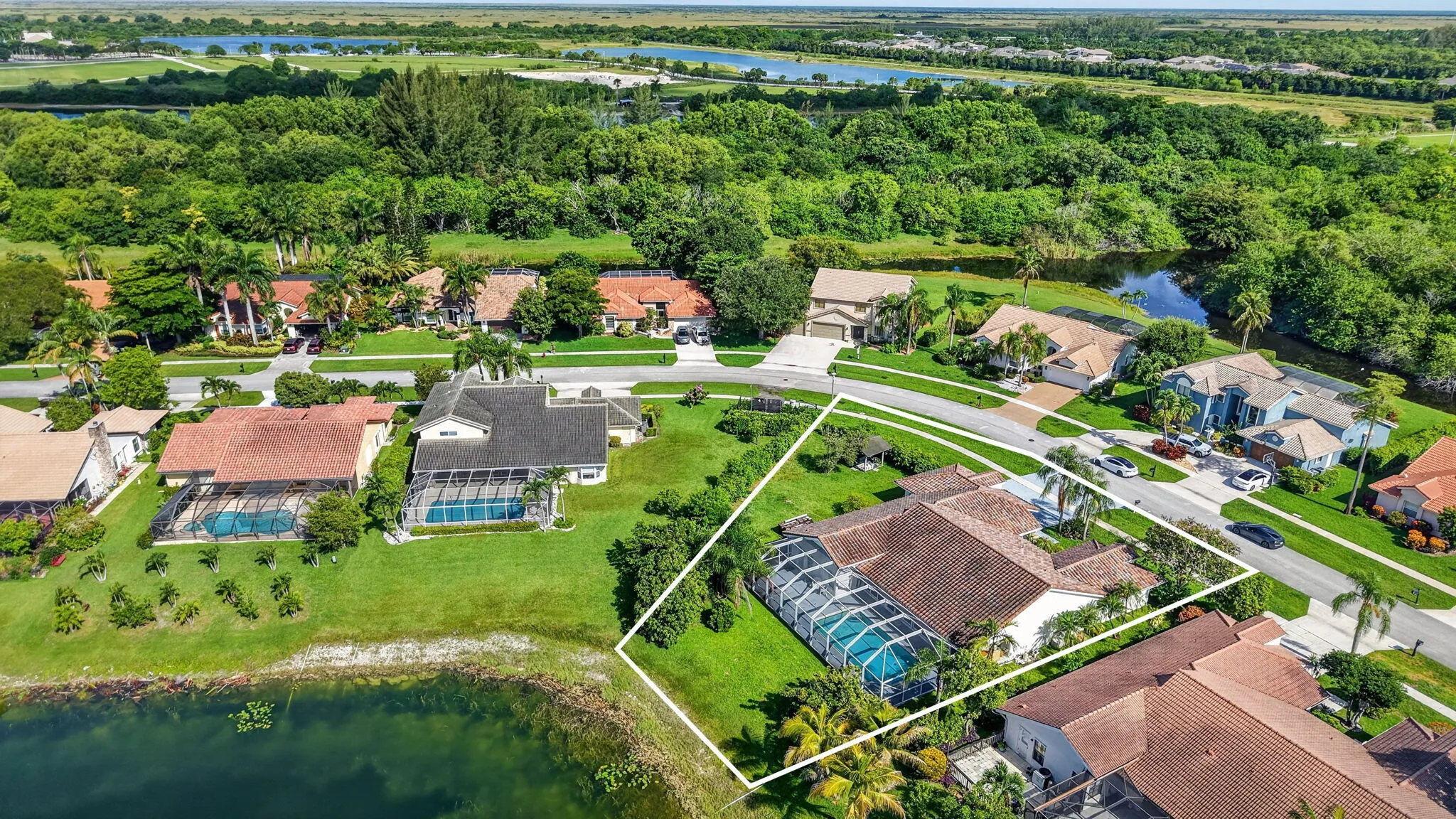 .37 Acre pie shaped lot Lake & pool