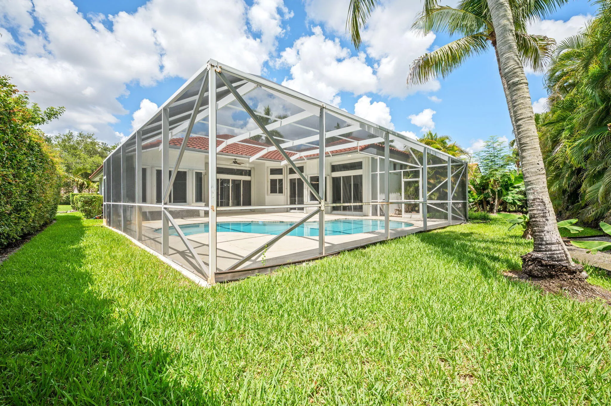 36-web-or-mls-9923-nw-64th-ct