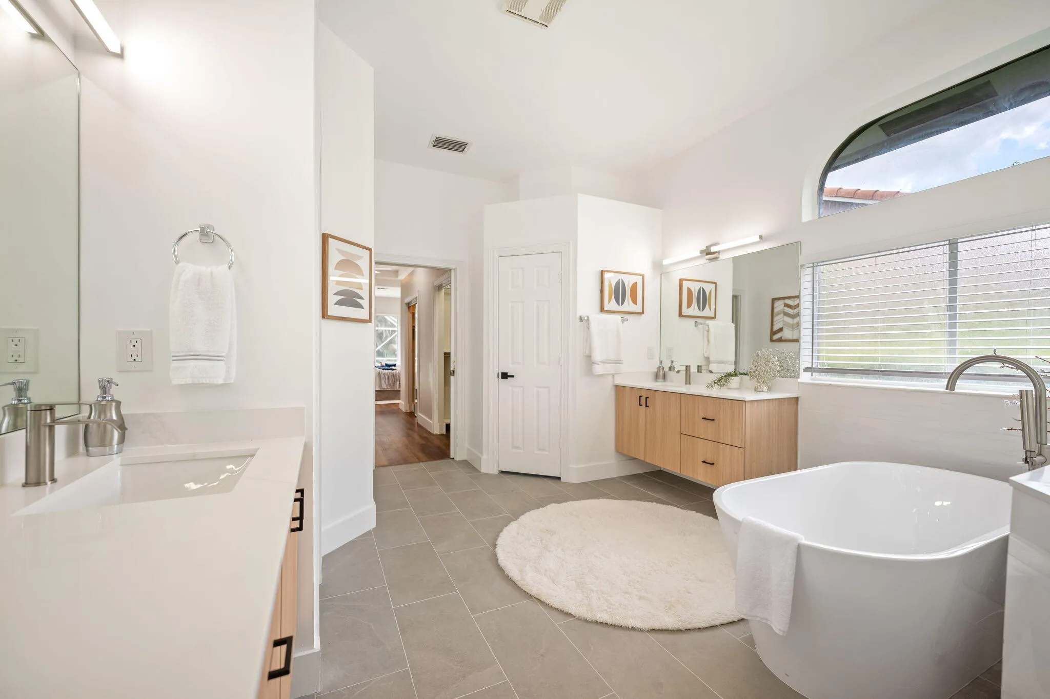 26-web-or-mls-9923-nw-64th-ct