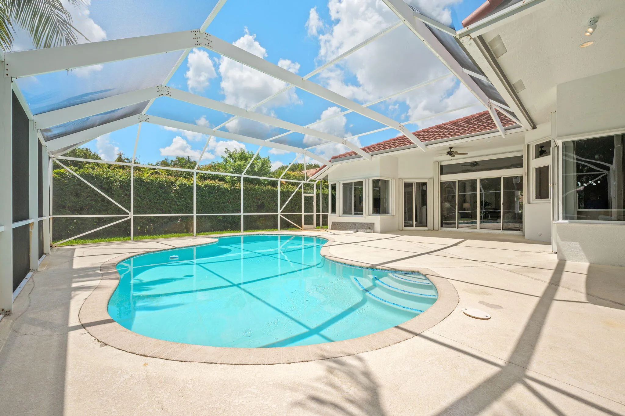 35-web-or-mls-9923-nw-64th-ct