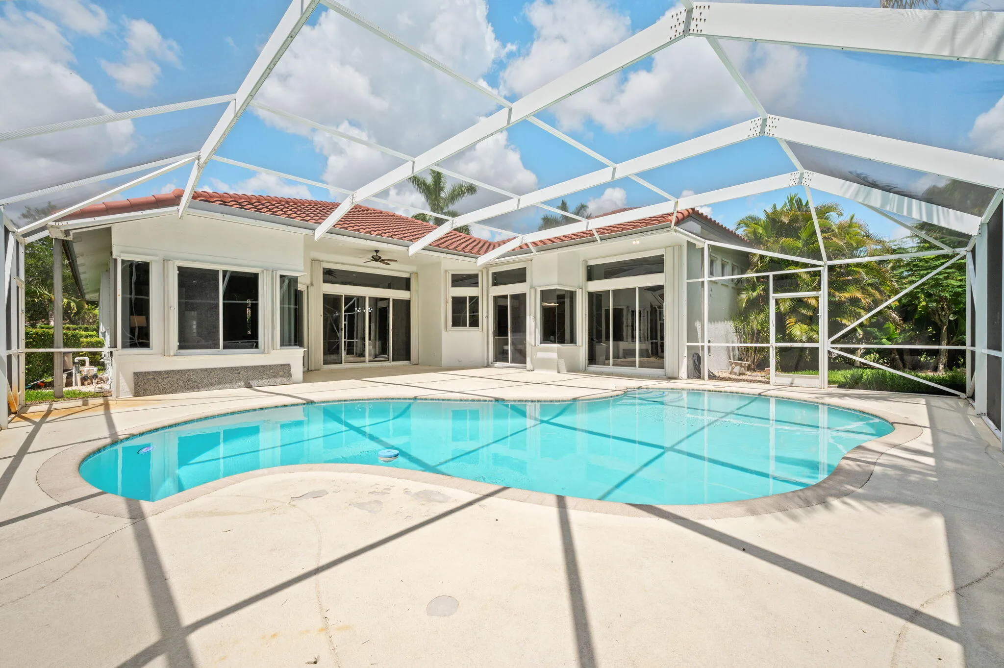 34-web-or-mls-9923-nw-64th-ct