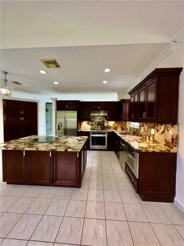 Breakfast Area in Kitchen
