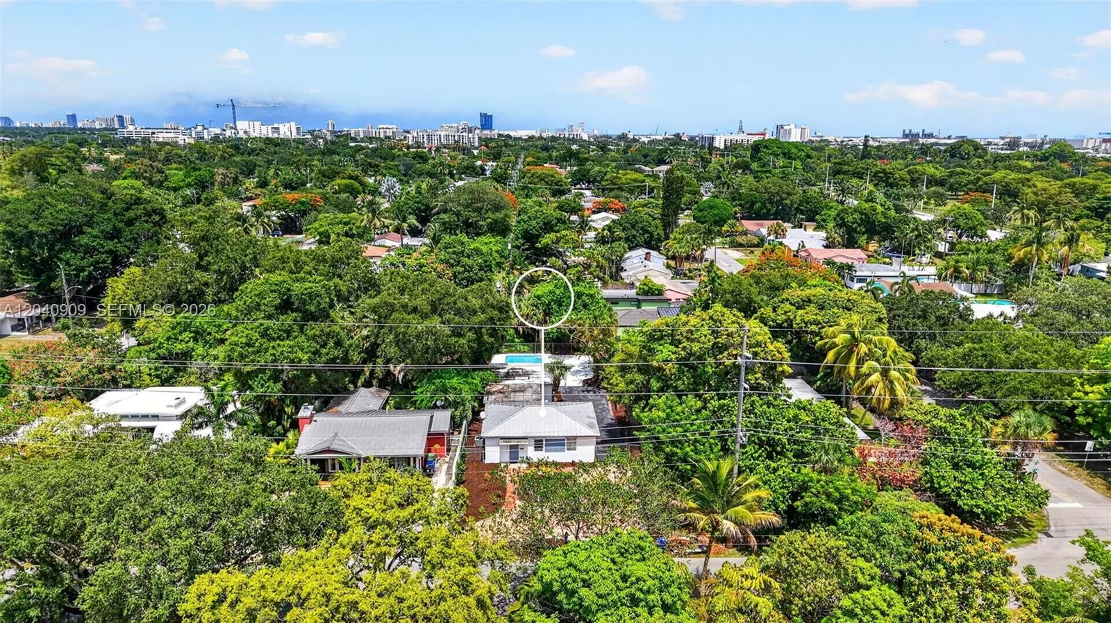 Incredible proximity to downtown (on the left) and the beach