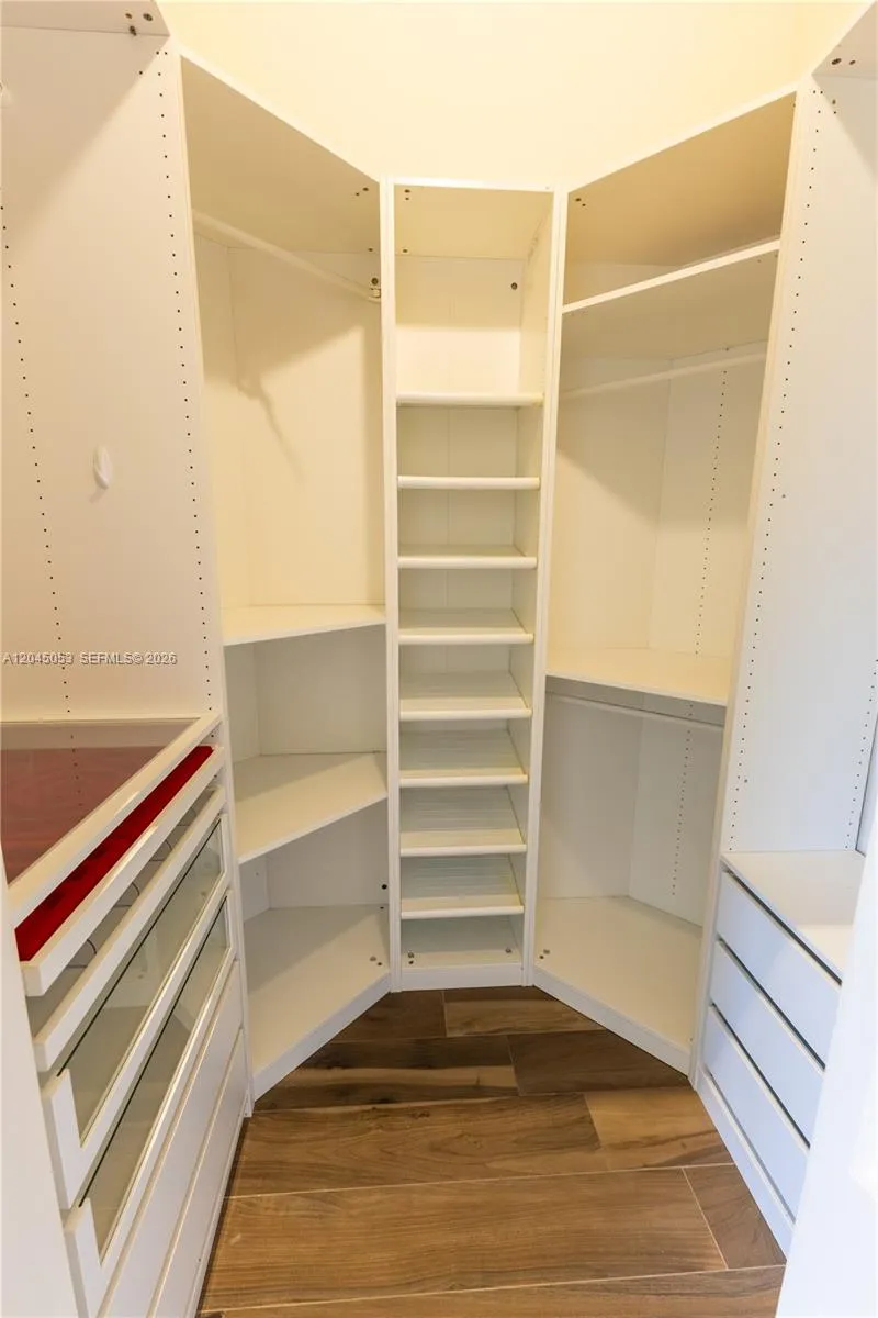 Property photo 76