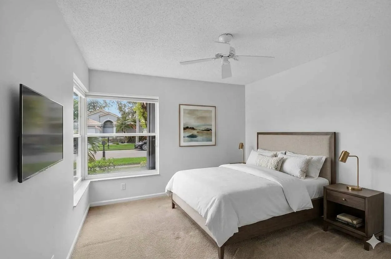 Virtually staged. Actual property photos.