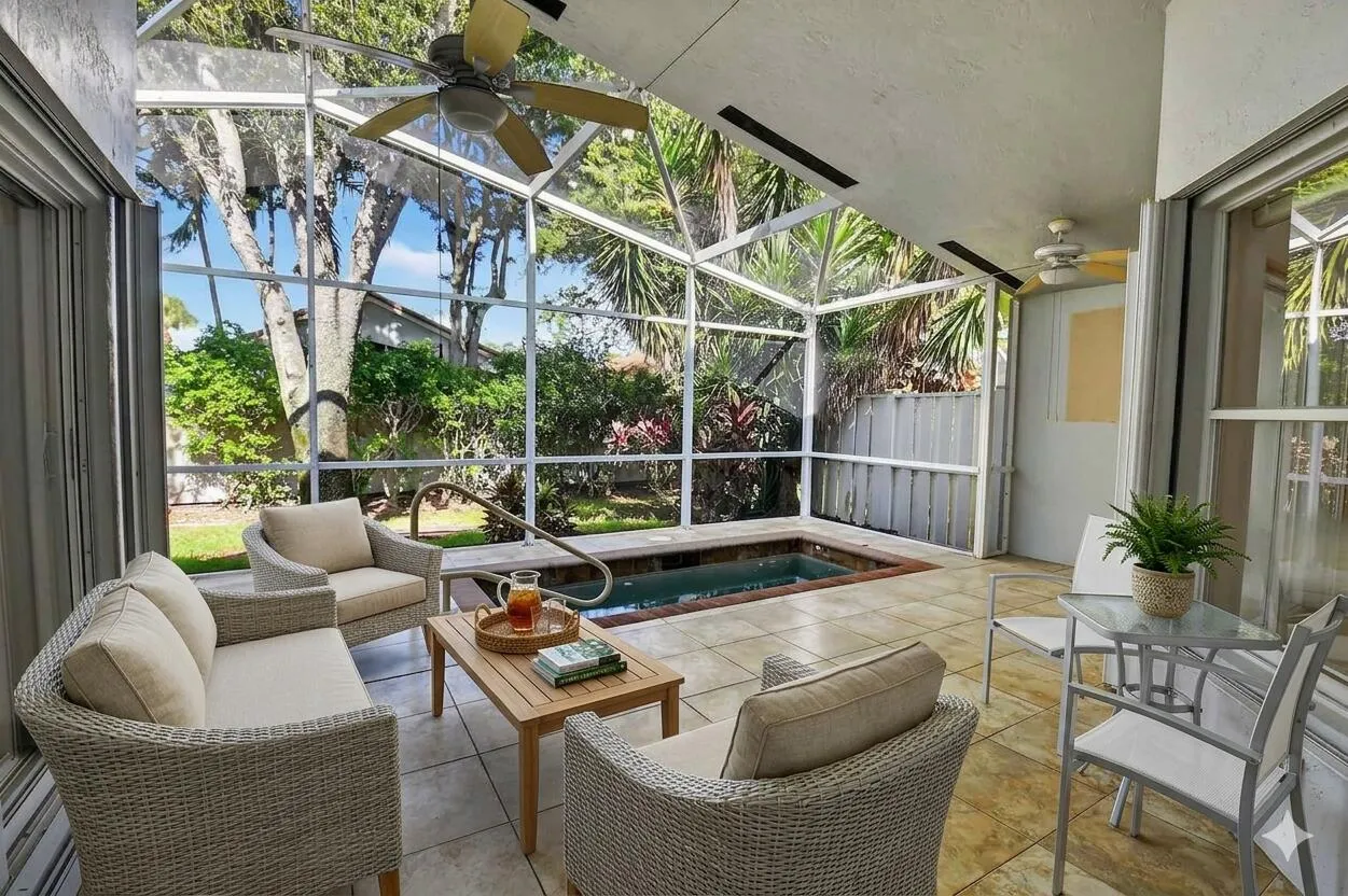 Virtually staged. Actual property photos.