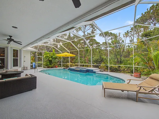 Lanai/Pool