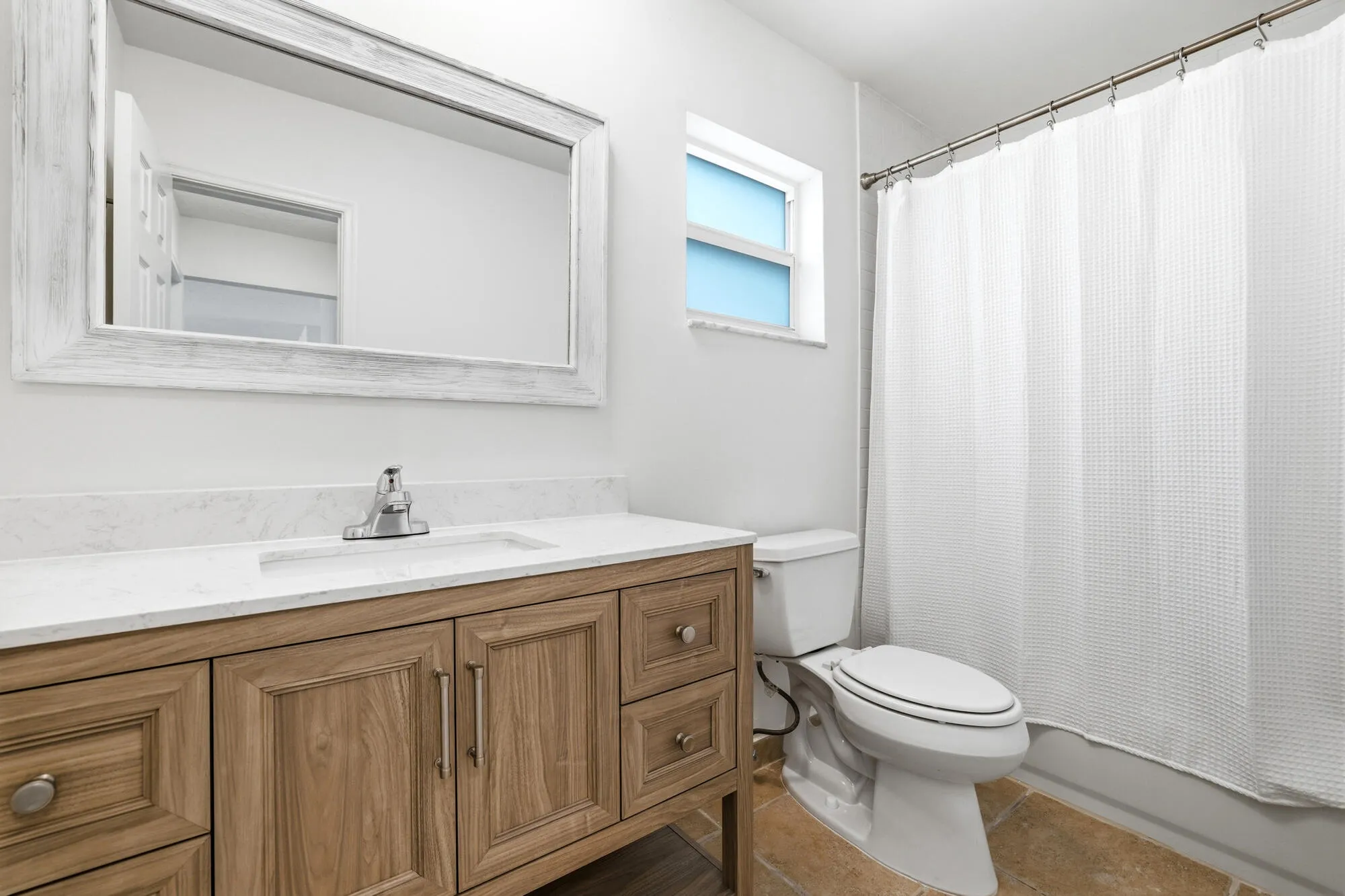 2nd bathroom