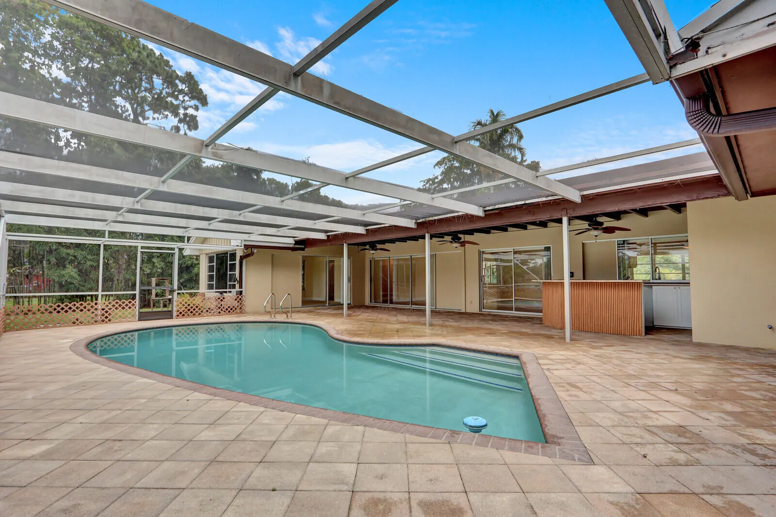 Property photo 44