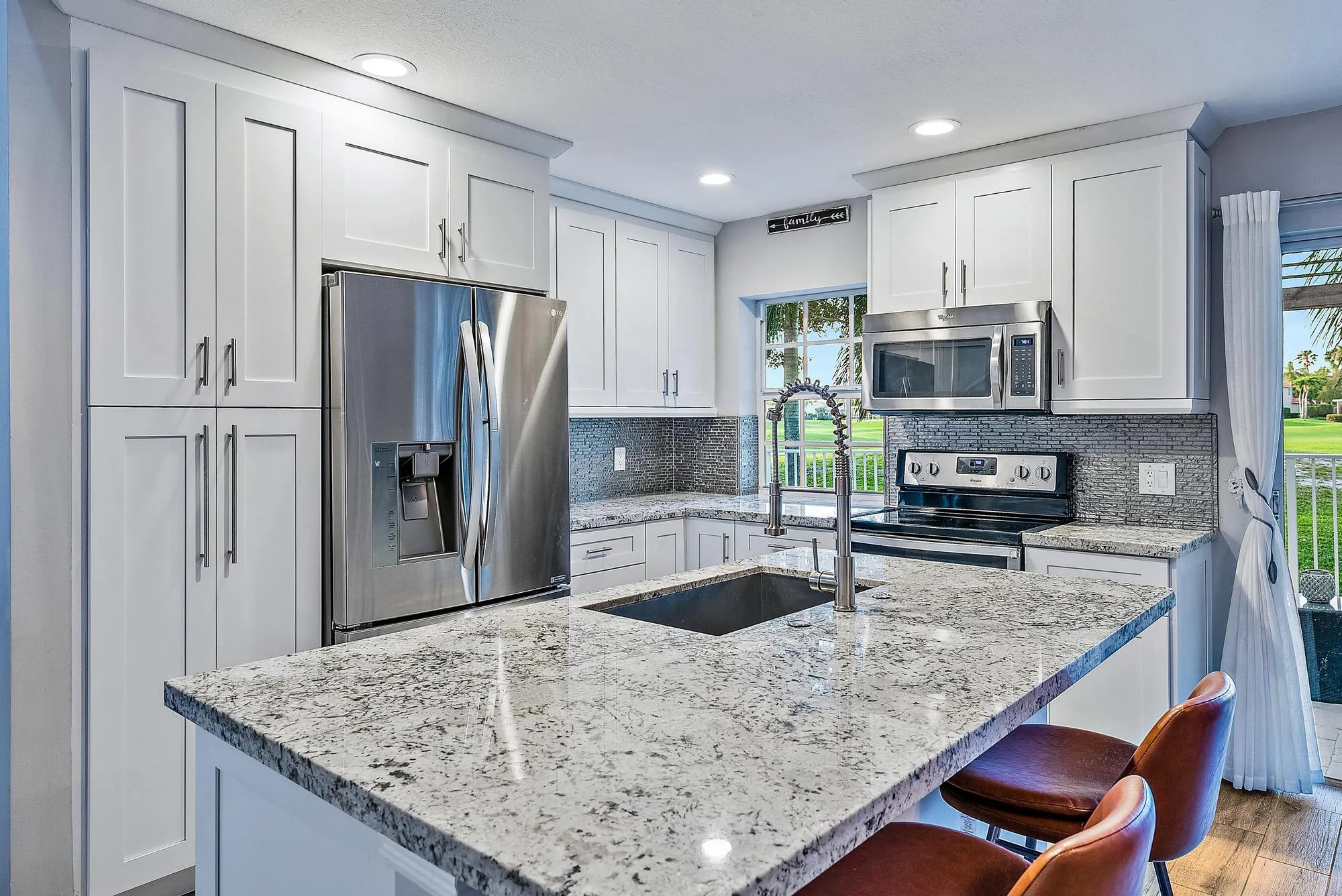 Kitchen with island