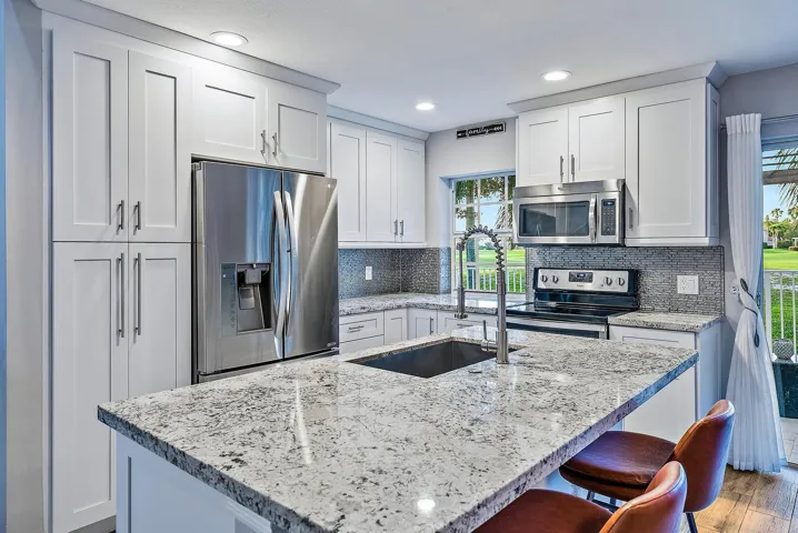 Kitchen with island