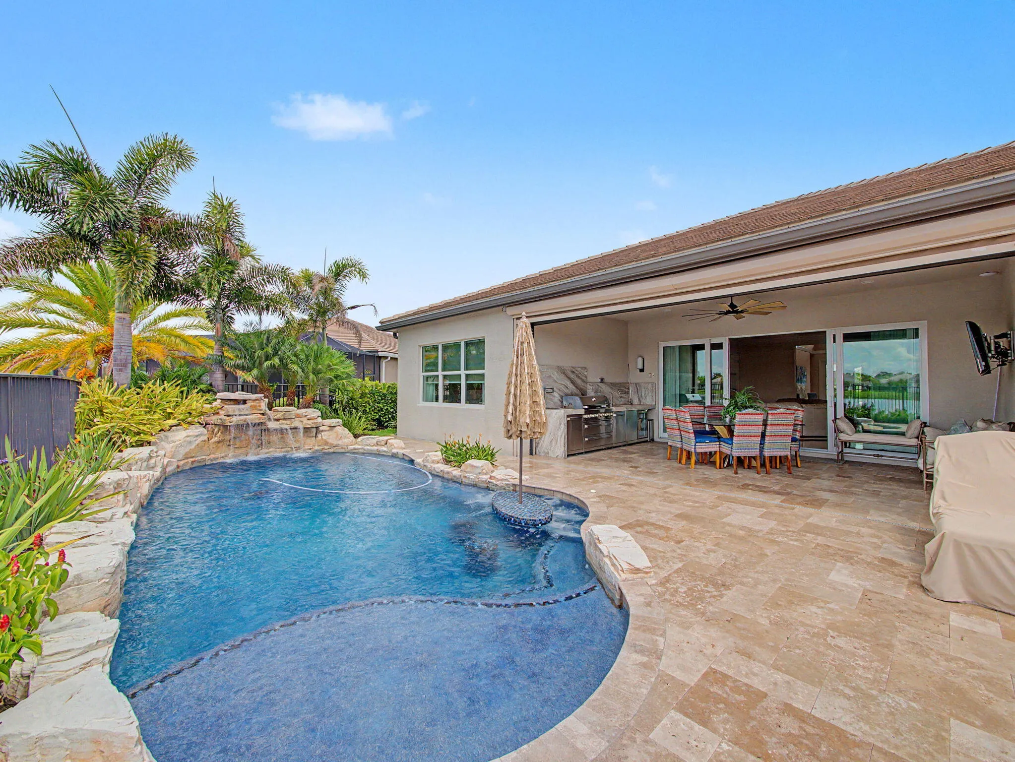 Property photo 33
