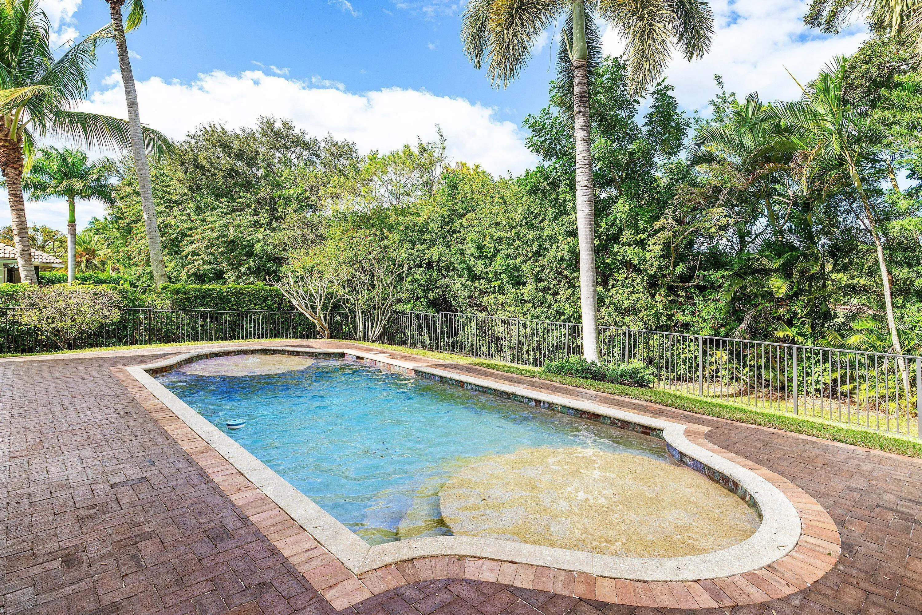 Property photo 40