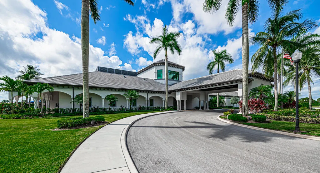 3 clubhouse entry