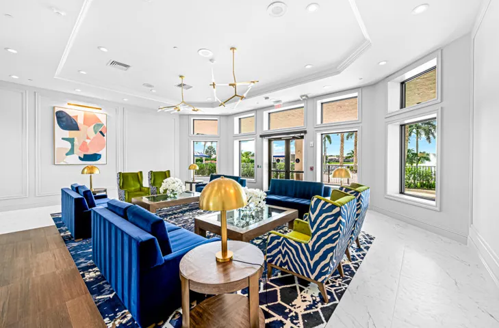 10 CLUBHOUSE LOBBY SEATING
