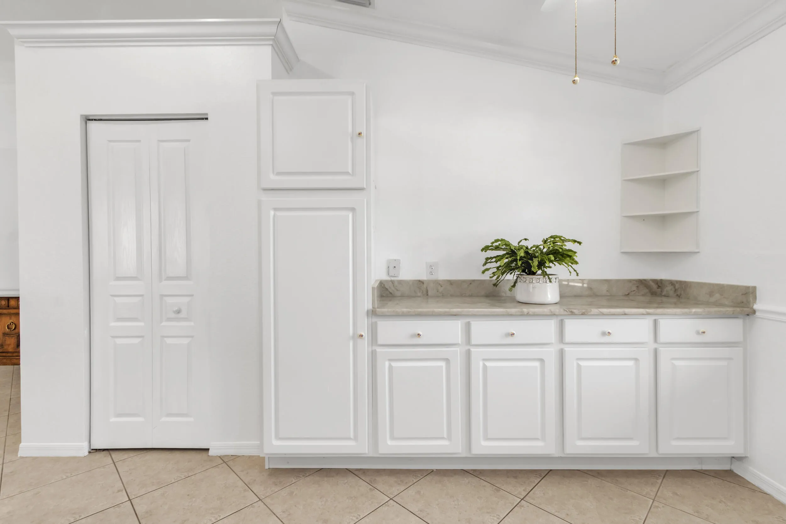 Kitchen two Pantries