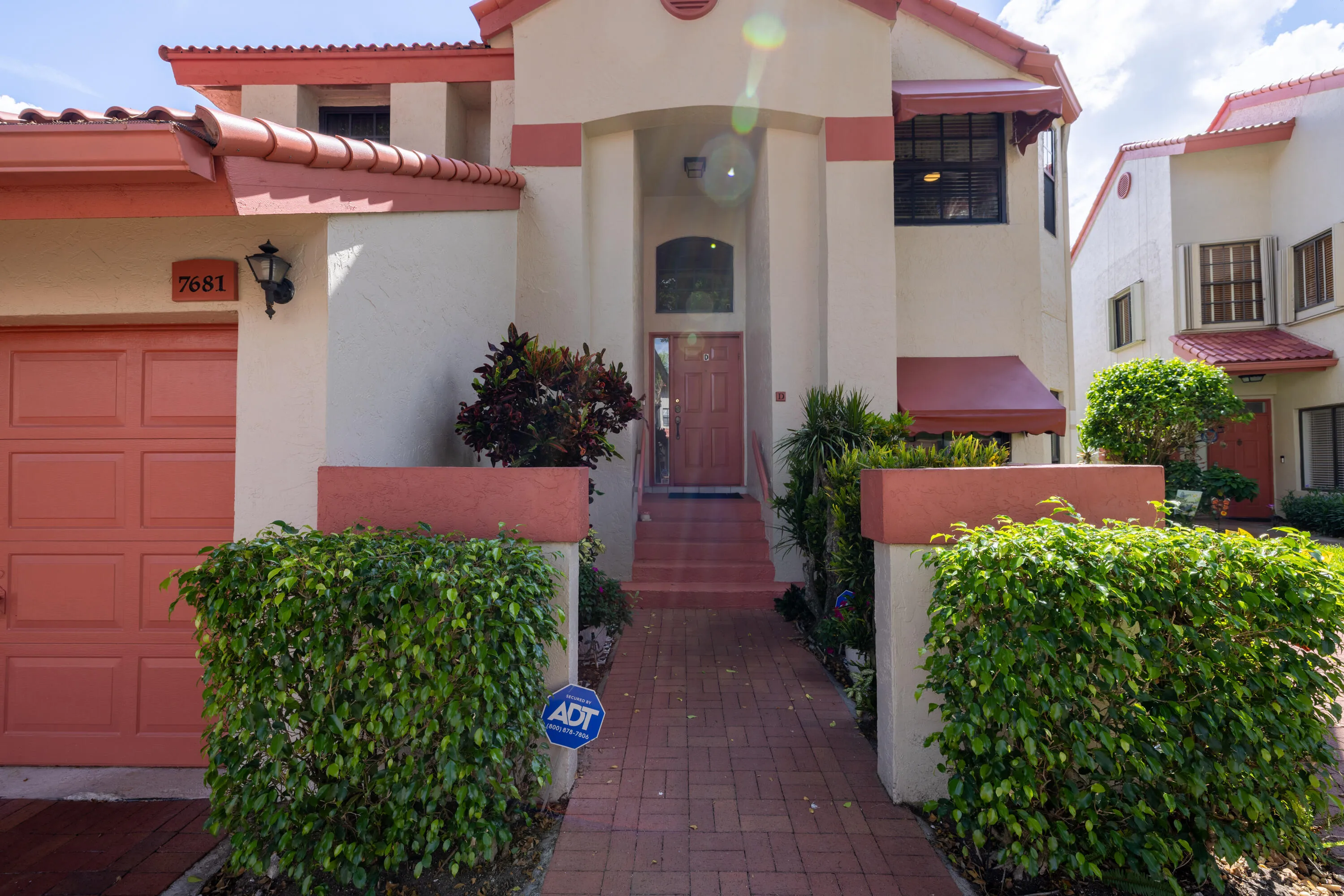 7681 Lexington Club Blvd, D