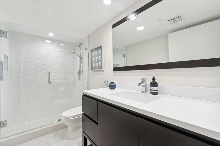 Full bath