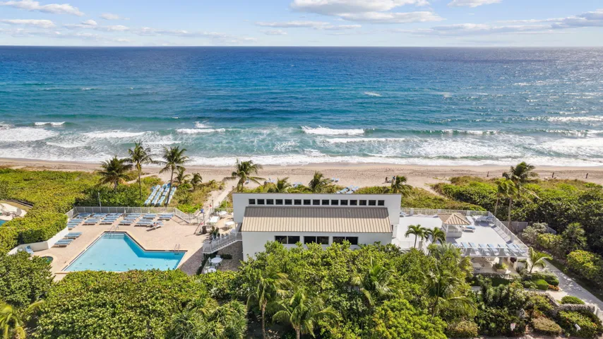 Dalton Place Oceanfront Beach Club