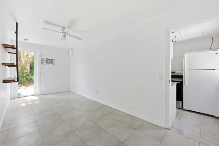 39_453a4090