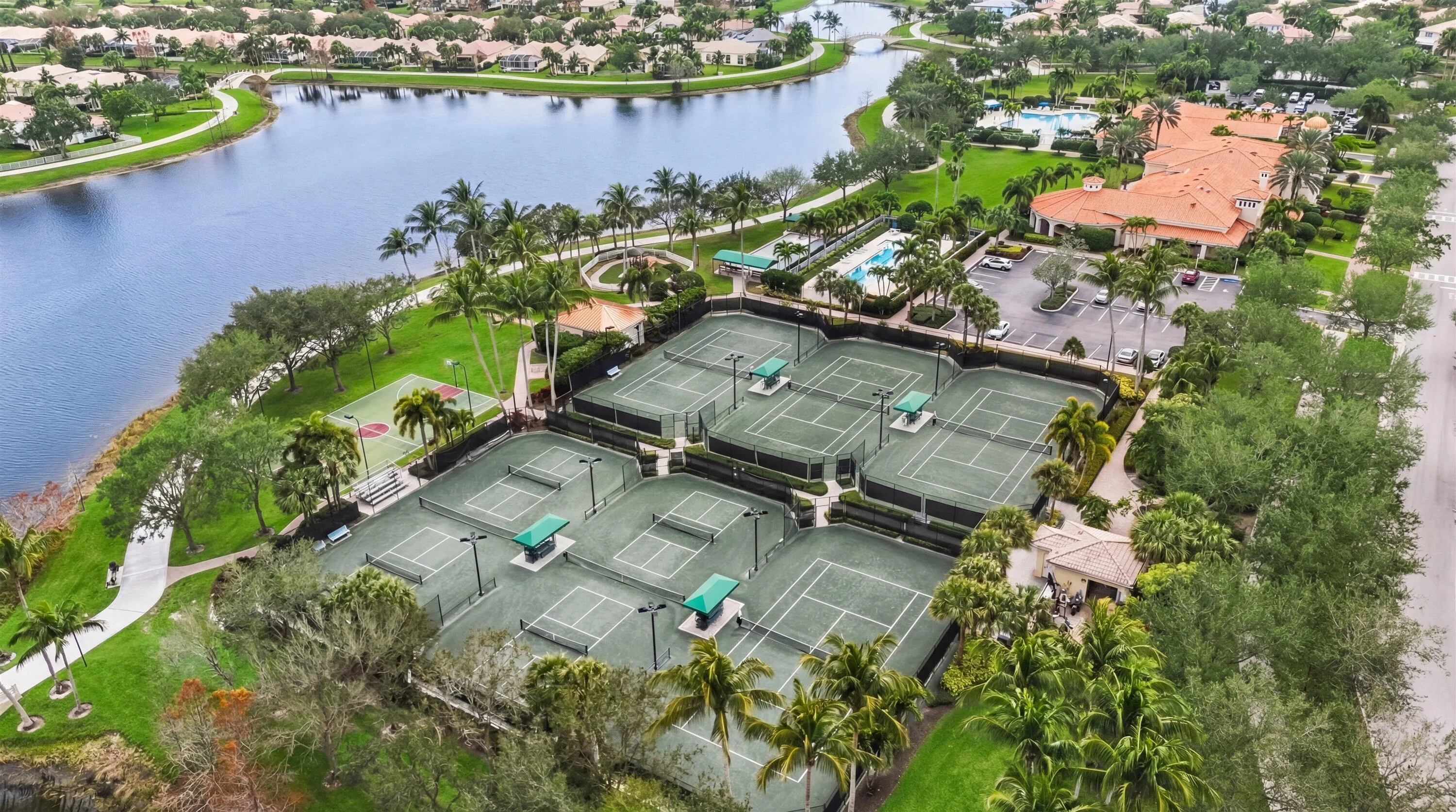 Tennis/Pickle ball