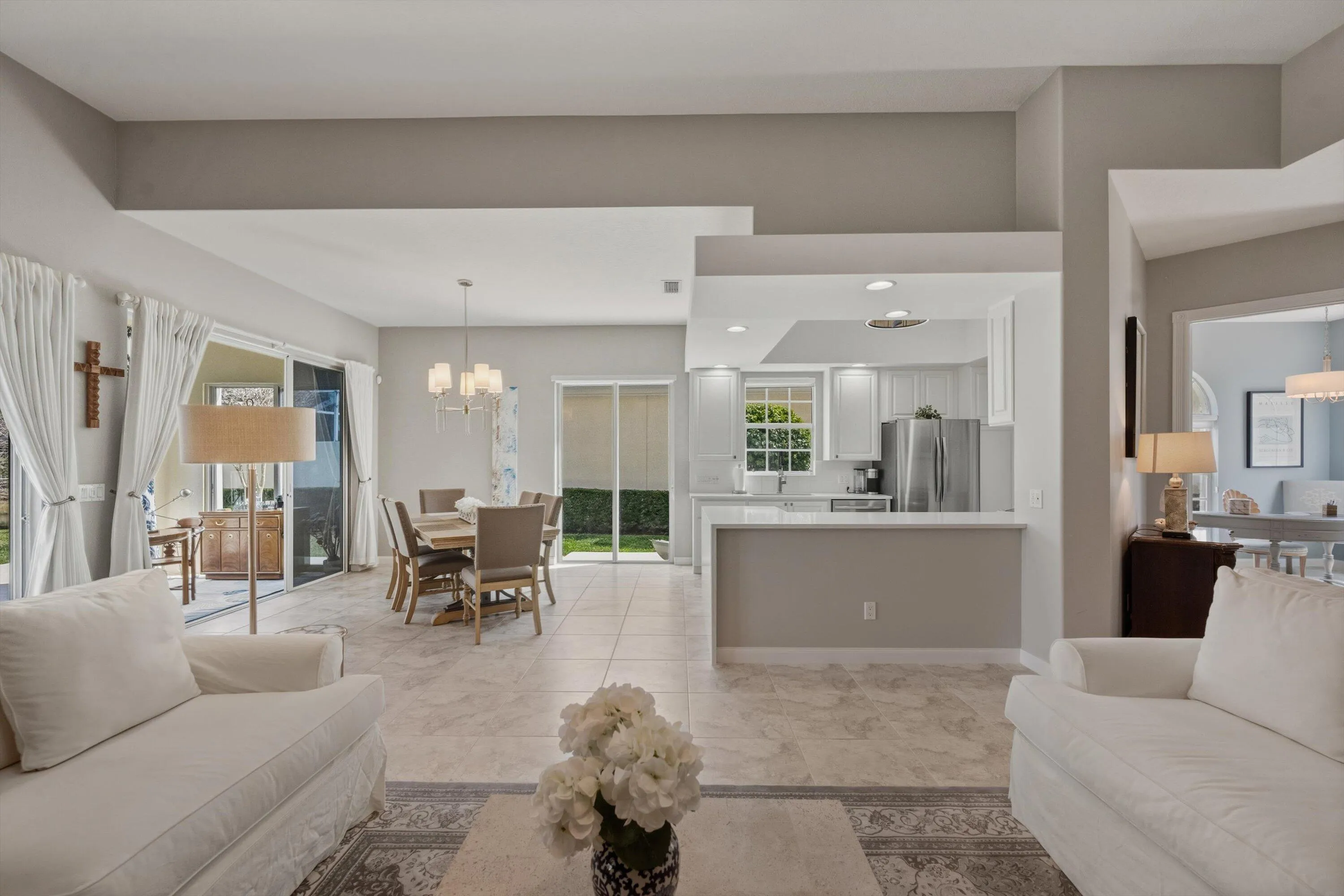 Open Kitchen