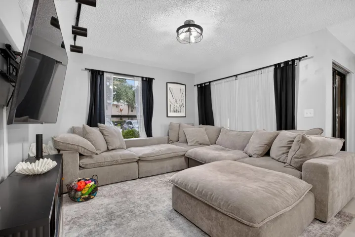 13-web-or-mls-3331 -4706