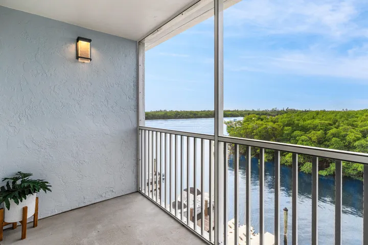 Balcony view of Intracoastal