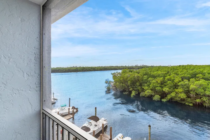 Balcony view of Intracoastal