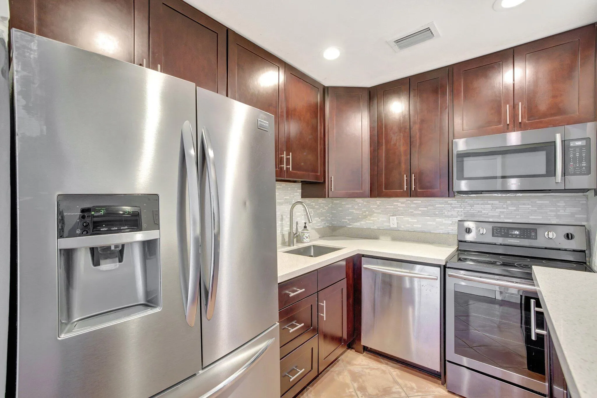 18-web-or-mls-699A5247