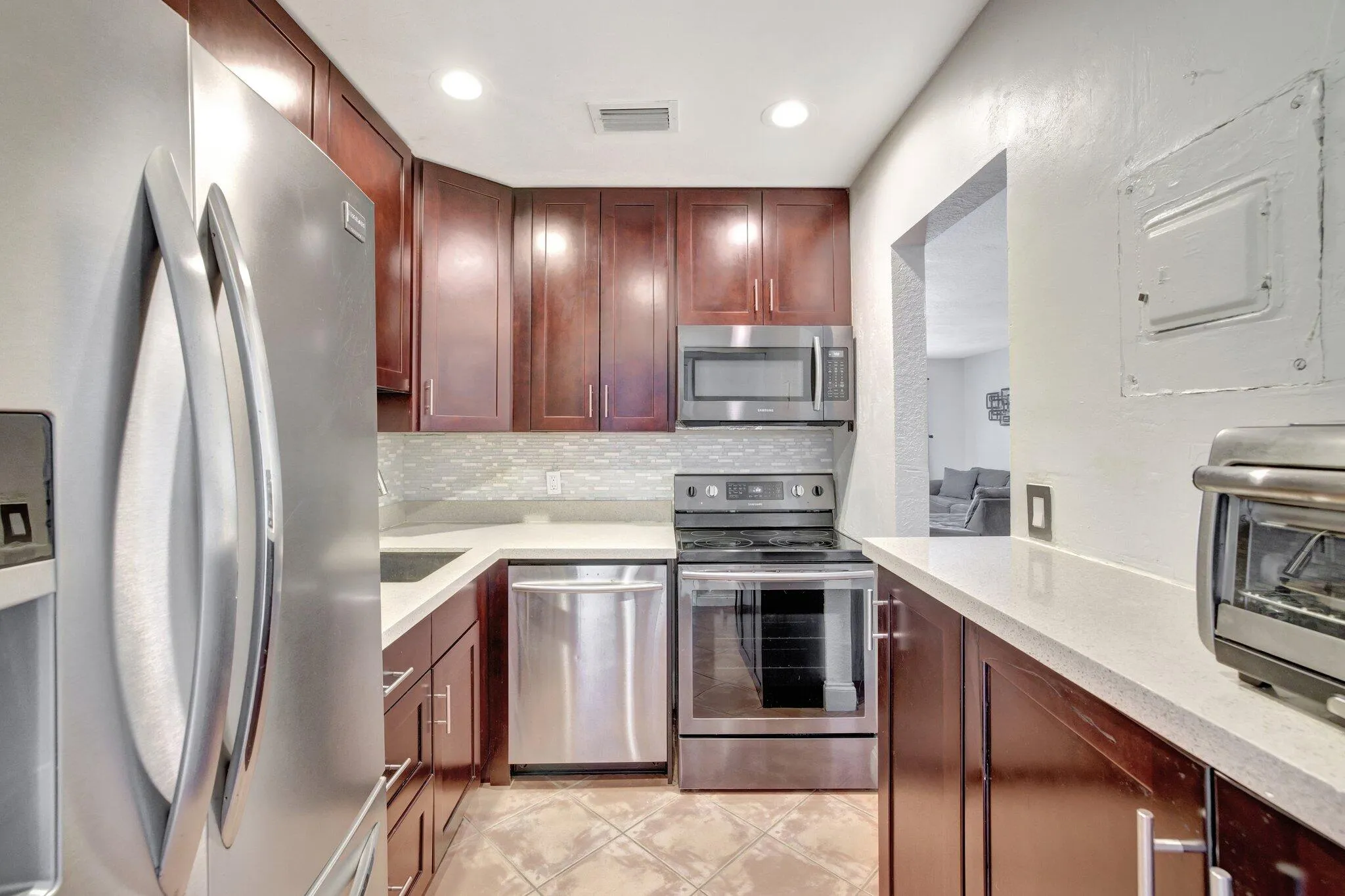 17-web-or-mls-699A5237