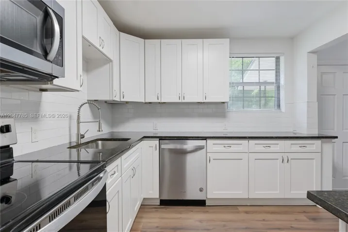 Plenty of Counter space