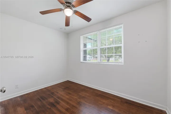 Bedroom 1(v1)