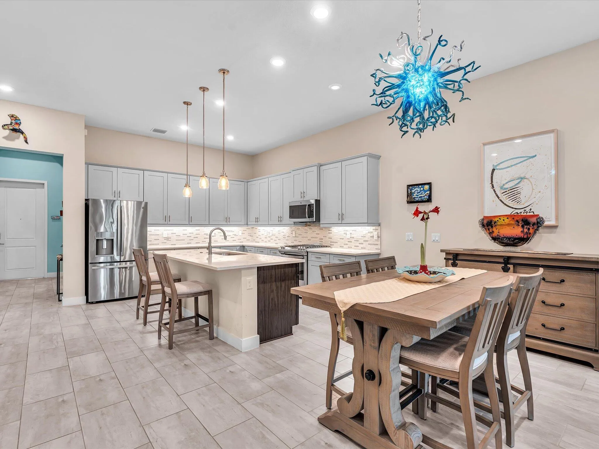 Dining Room to Kitchen