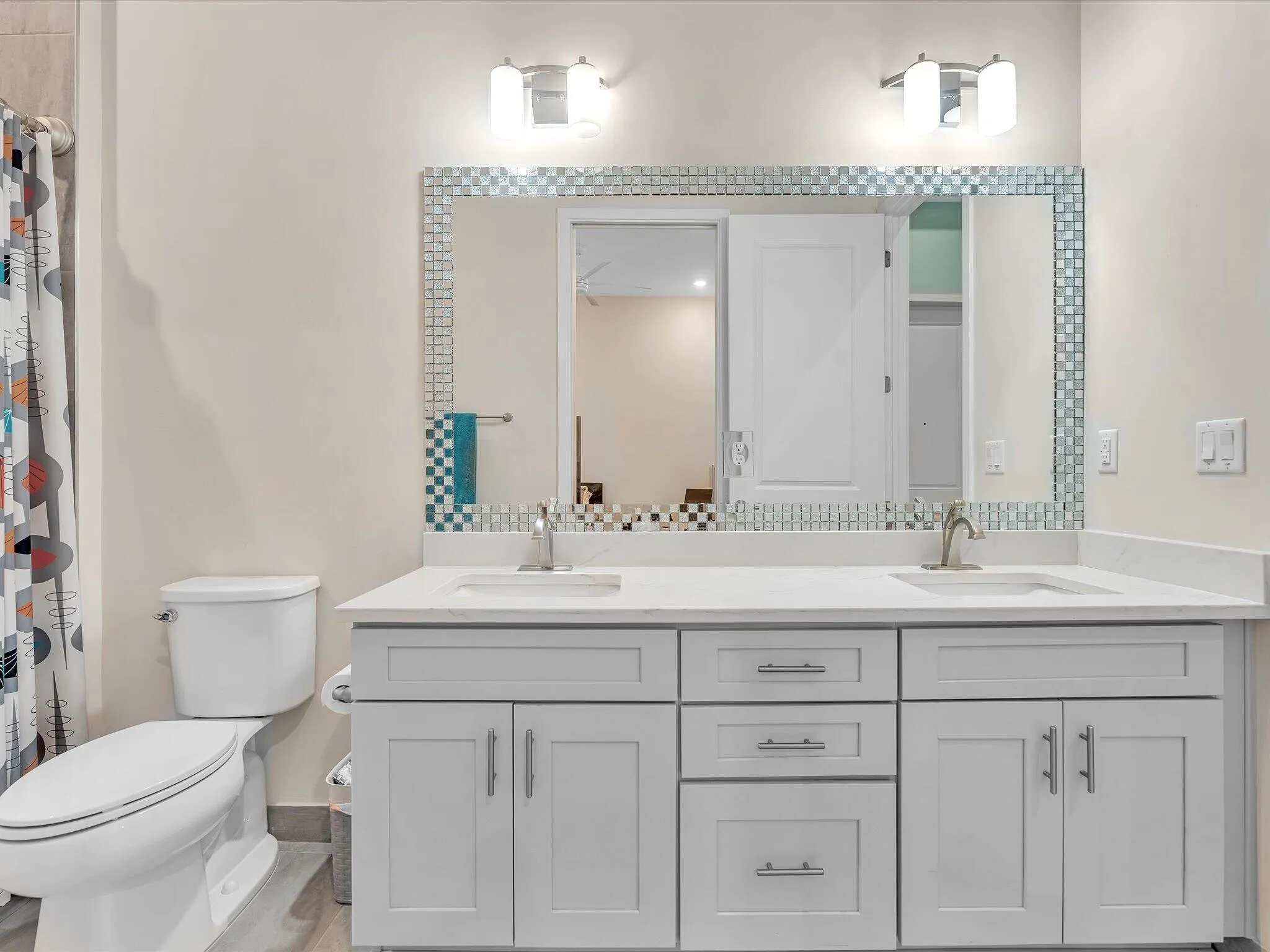 Guest Bathroom 3