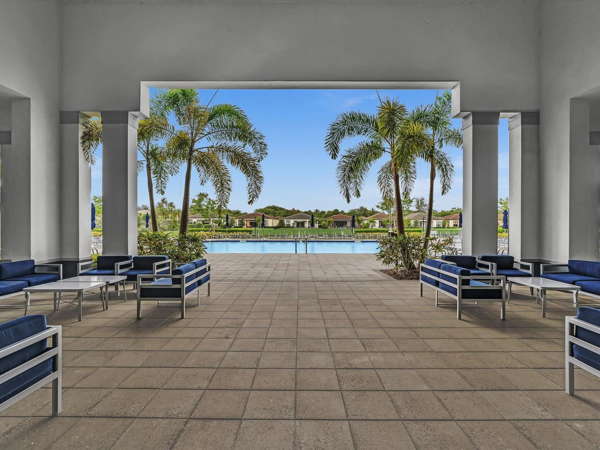 Falls at Parkland Outdoor Covered Area