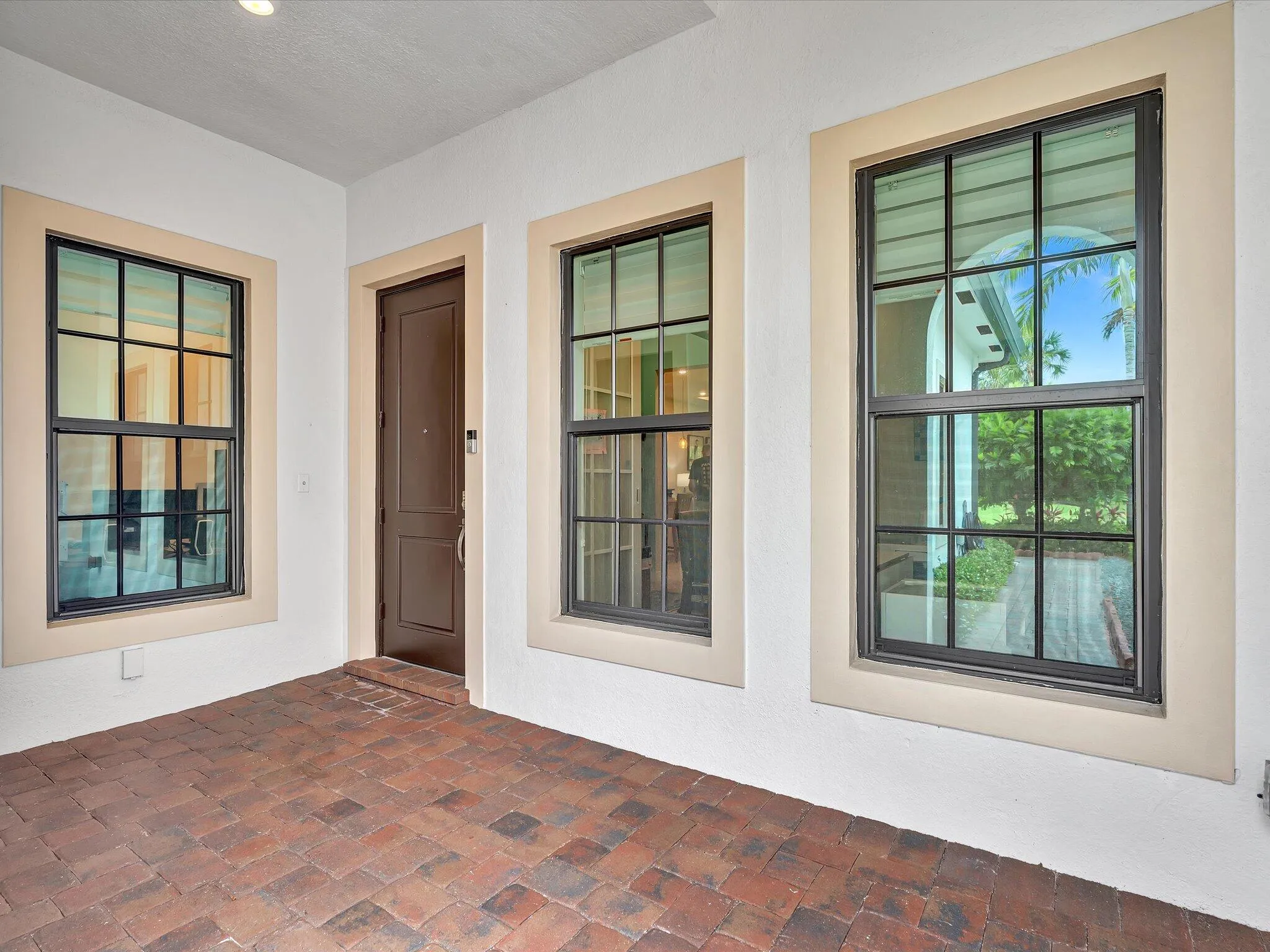 Full Impact Glass Storm Protection