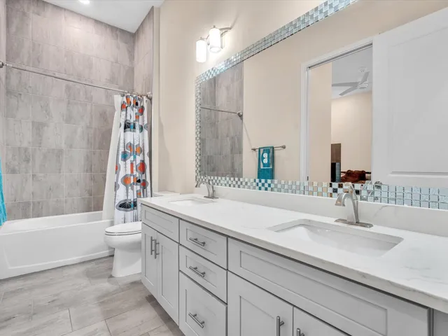 Guest Bathroom 1