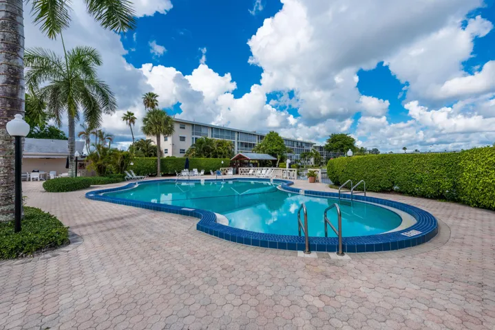 2615NGardenDr307LakeWorth-24
