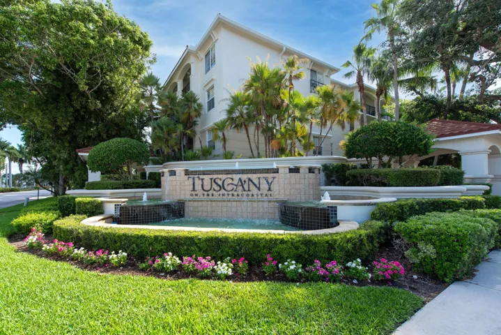 1106TuscanyWay-21