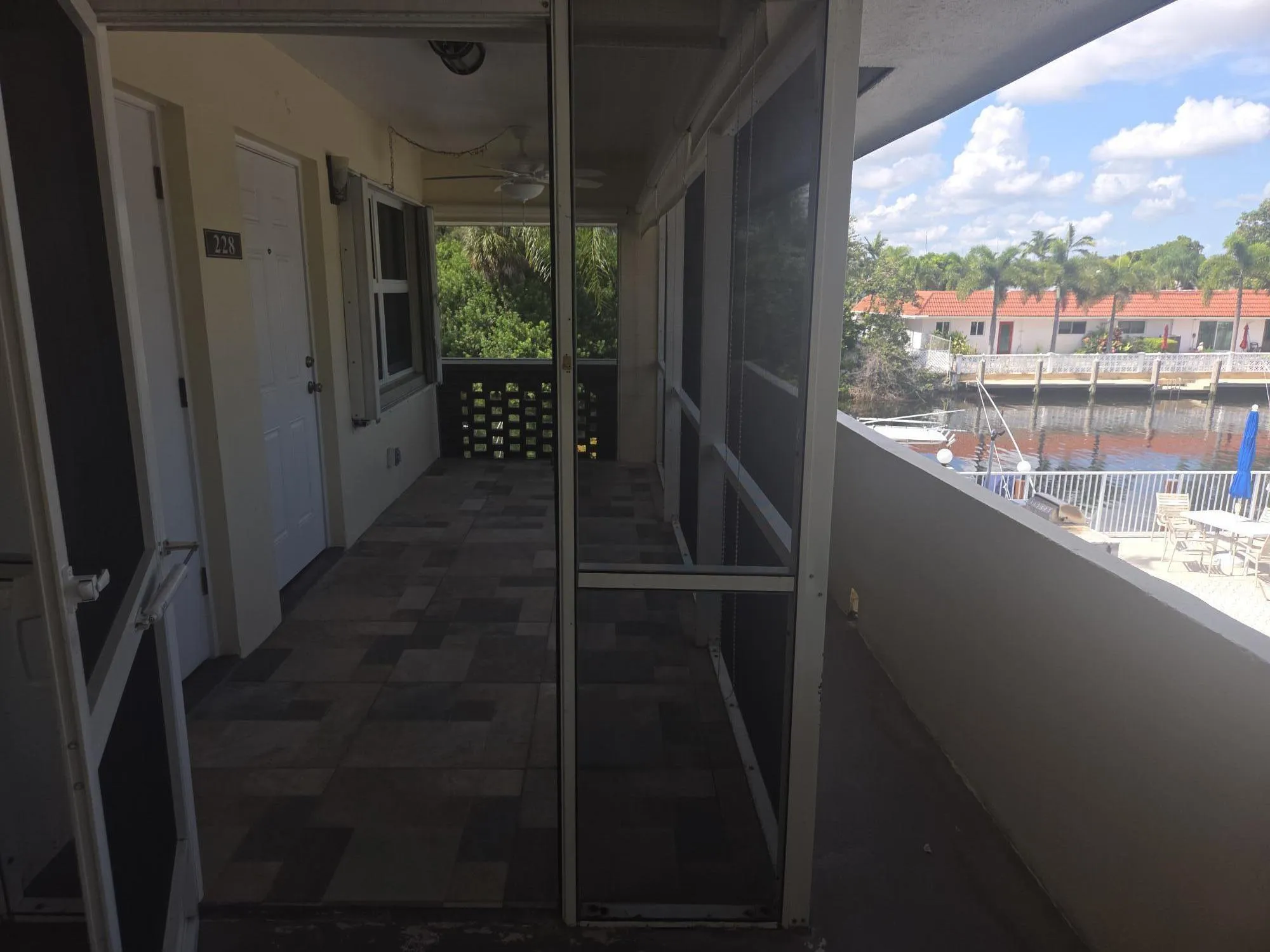 MC 228 Screen Patio