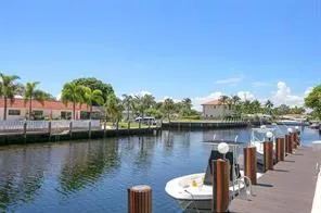MC 228 Common Docks