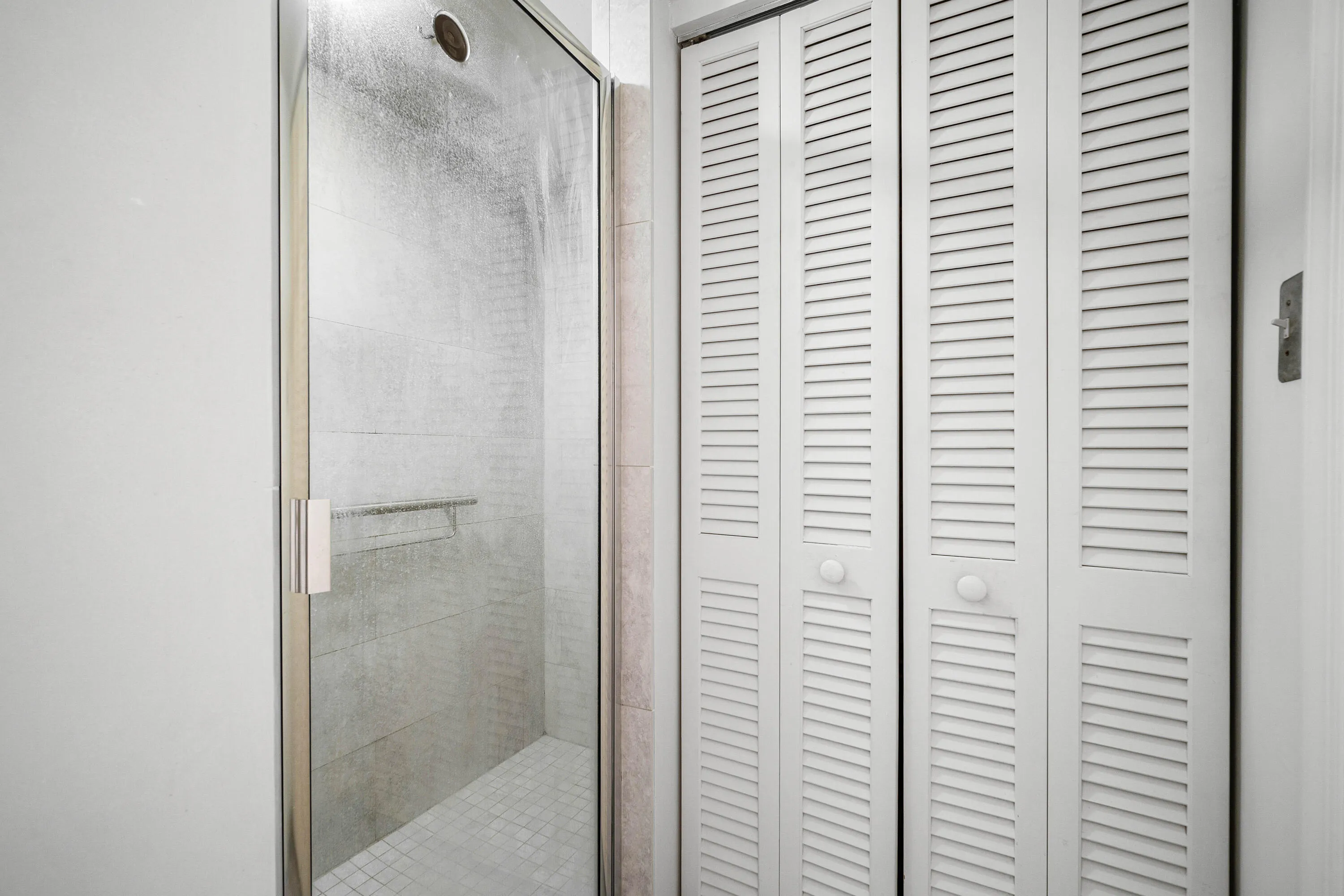 012-5380NorthOceanDrive-5G-RivieraBeach-