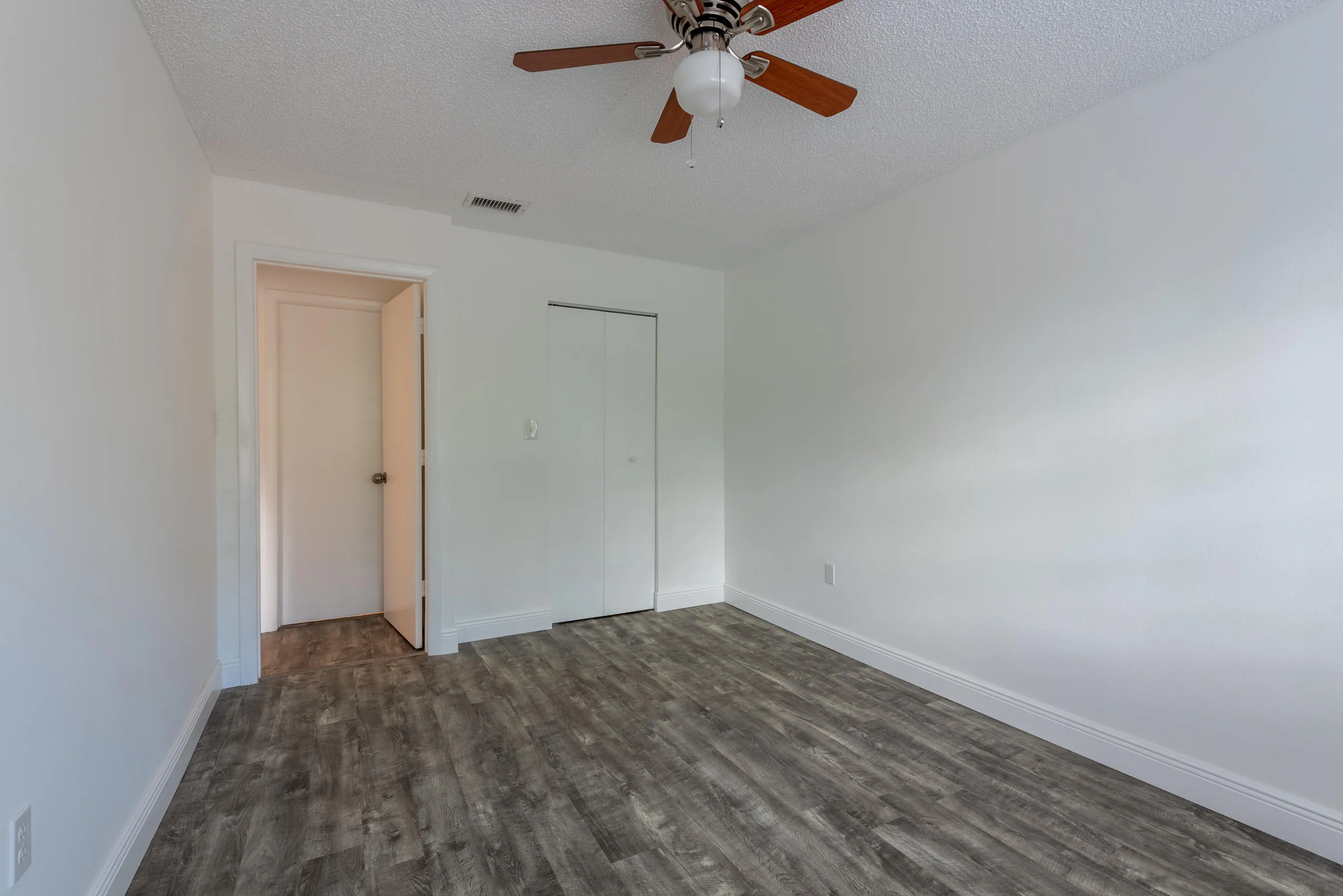 5847 S 37th-6 (1)