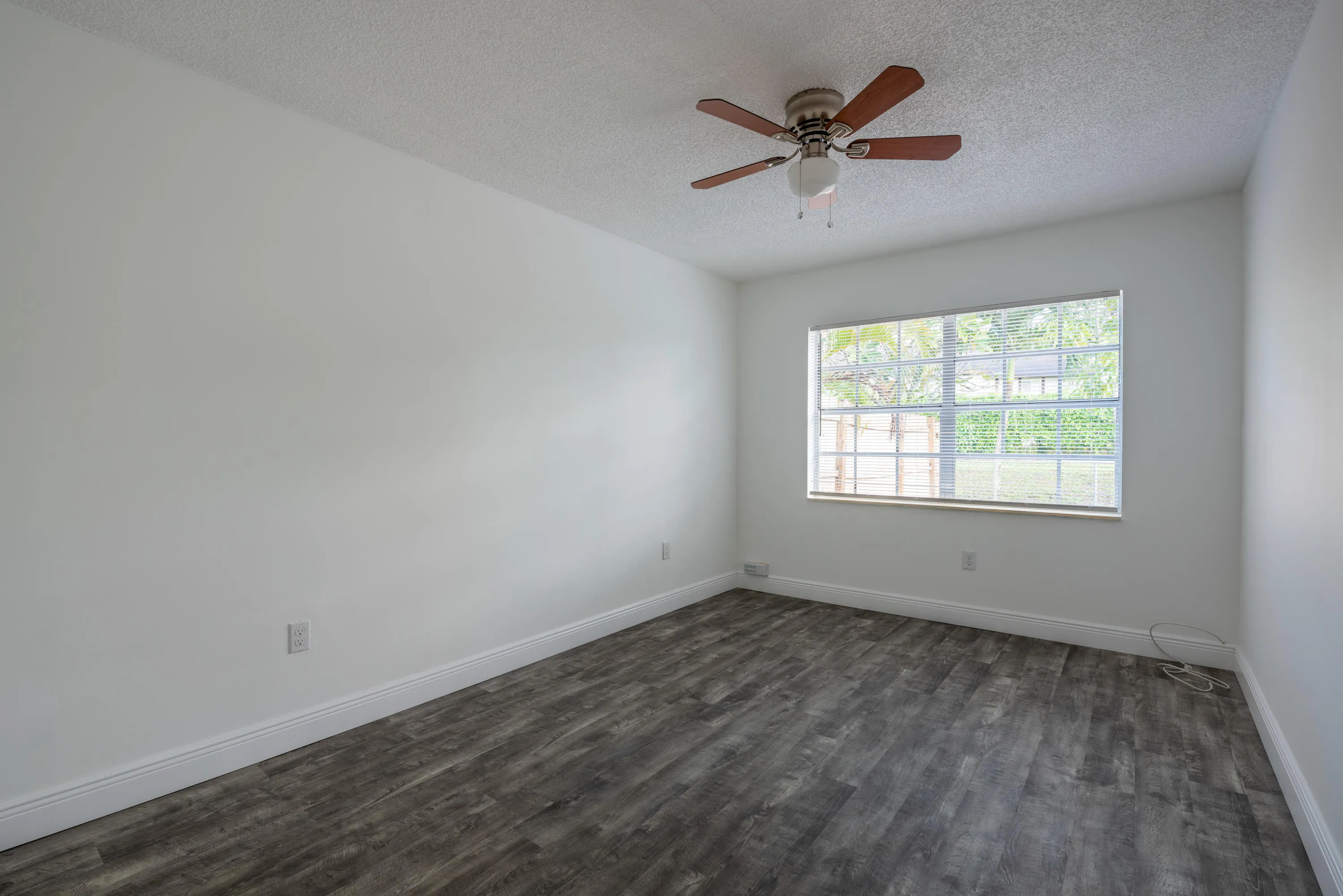 5847 S 37th-7 (1)