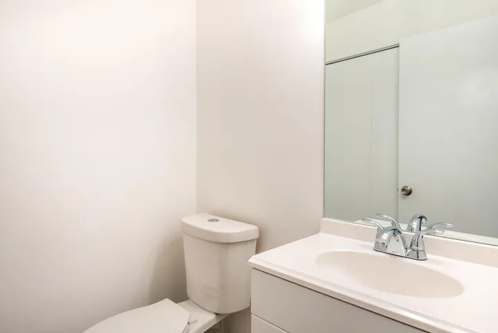 5847 S 37th-14 (2)