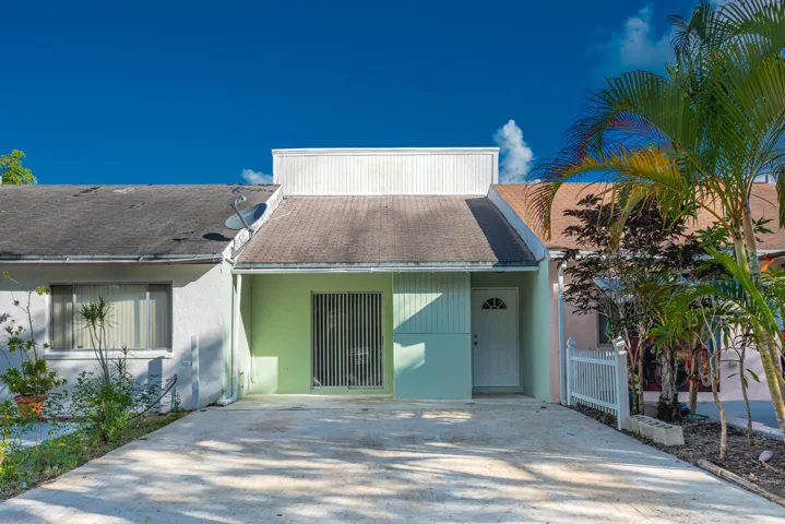 5847 S 37th-1 (2)