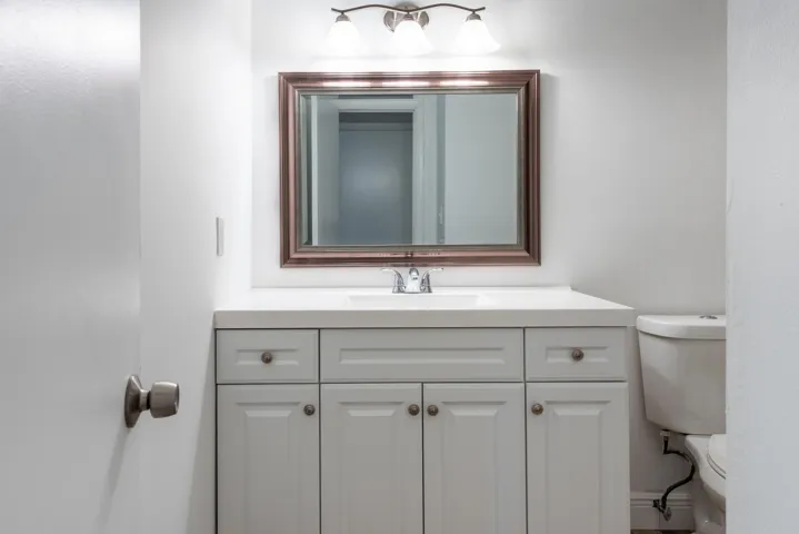5847 S 37th-12 (1)
